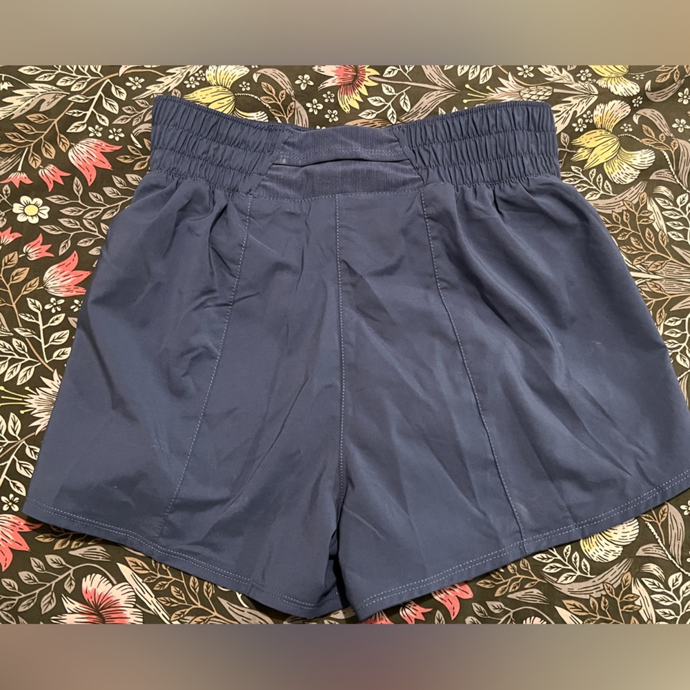 Women's Dri-FIT High-Waisted 8cm (approx.) 2-in-1 Shorts (brand new, never worn) - Picture 4 of 6